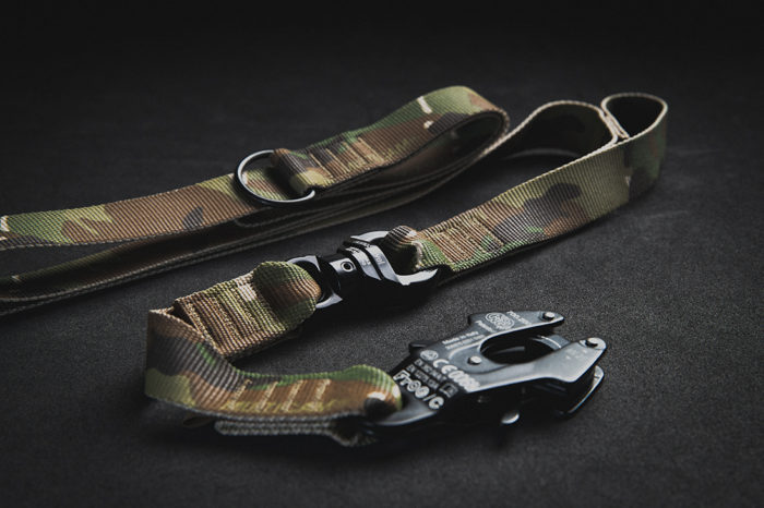 Is There Tactical Gear For Dogs? 12 BB2I9021@0.2x 2 1