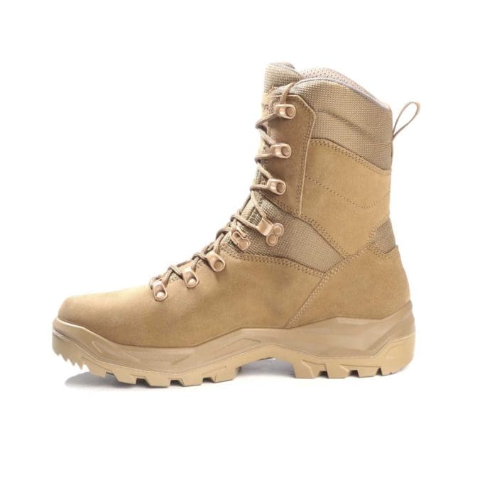 Best Military Tactical Boots: Combat Tested, Soldier Approved 39 LOWA R-8S GTX PATROL military tactical boot
