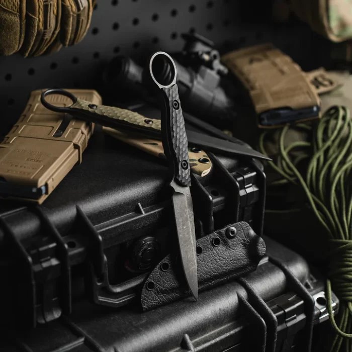 10 Best Tactical Fixed Blades for Self-Defense and Survival 2 Toor Anaconda best knives for CQC and Self Defence