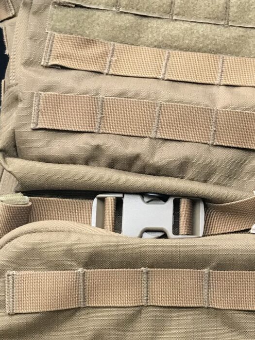 Eberlestock FAC Track Review: Designed For The Battlefield 7 Eberlestock FAC Track buckles