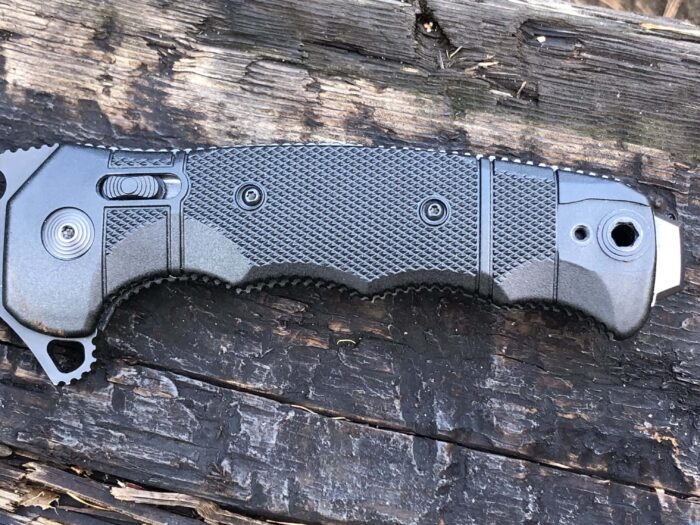 SOG SEAL XR Knife Review: The Ultimate Hard-Use Tactical Folder 5 SOG SEAL XR - The best heavy duty folding knife