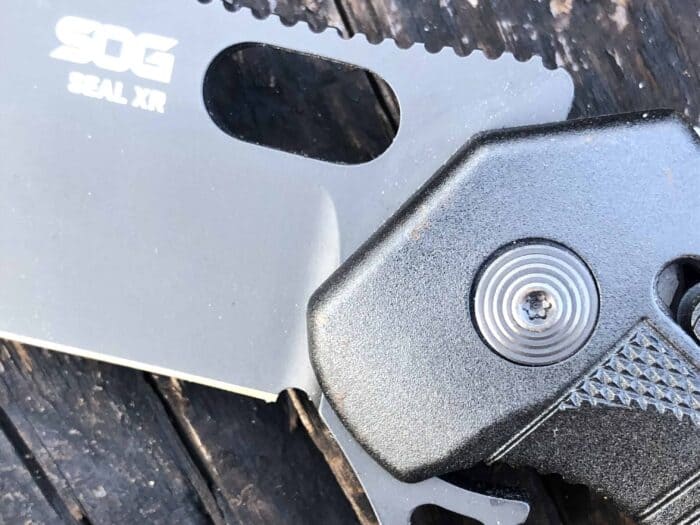 SOG SEAL XR Knife Review: The Ultimate Hard-Use Tactical Folder 9 SOG SEAL XR - The best heavy duty folding knife