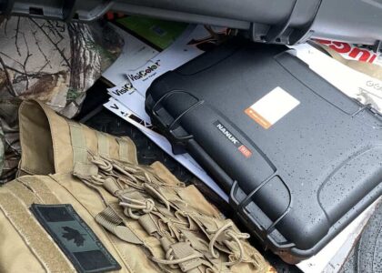 the NANUK 910 2UP CLASSIC GUN CASE in the back of my suv with my condor cyclone plate carrier