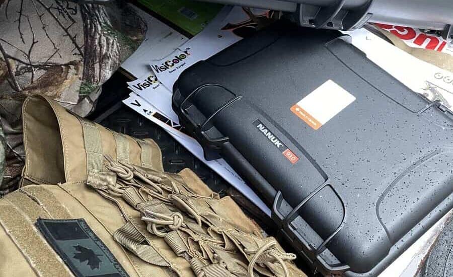 the NANUK 910 2UP CLASSIC GUN CASE in the back of my suv with my condor cyclone plate carrier