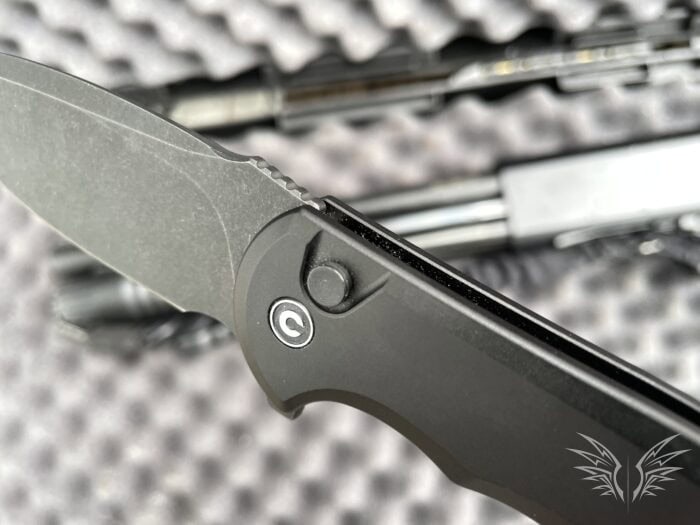 Civivi Praxis Review: Affordable Performance and Everyday Reliability 19 The CIVIVI Praxis tactical knife has a push button open