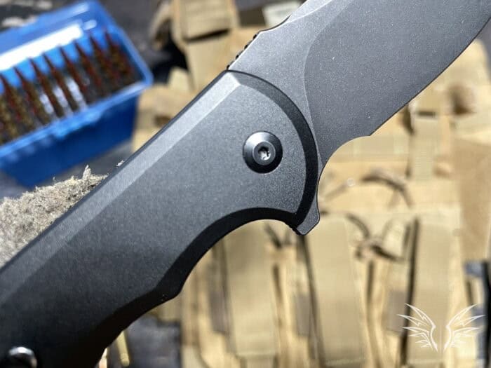 Civivi Praxis Review: Affordable Performance and Everyday Reliability 13 The CIVIVI Praxis tactical knife has a ceramic ball bearing