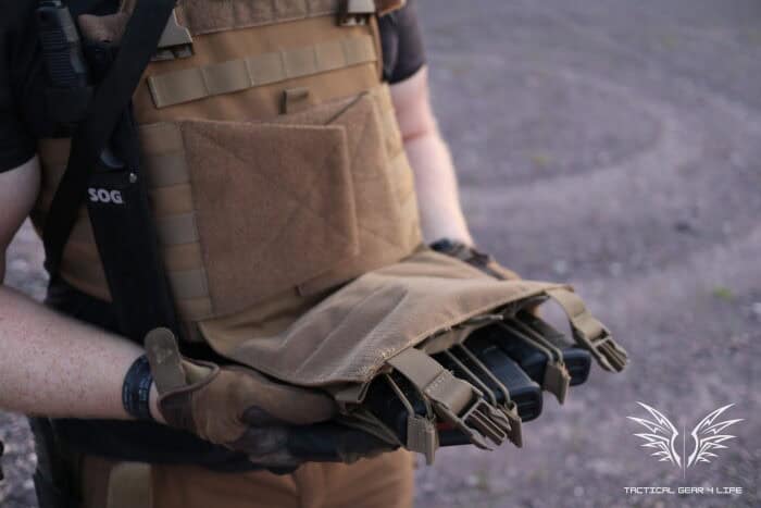 Condor Vanquish Plate Carrier: Survival Doesn't Have To Be Expensive 7 The Condor Vanquish plate carrier has velcro on the front