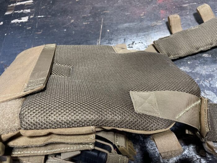 Condor Vanquish Plate Carrier: Survival Doesn't Have To Be Expensive 9 The Condor Vanquish plate carrier has pretty decent padding on the main body and shoulders