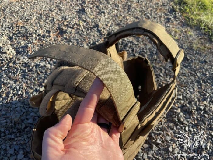 Condor Vanquish Plate Carrier: Survival Doesn't Have To Be Expensive 15 shoulders straps on the Condor Vanquish Plate carrier