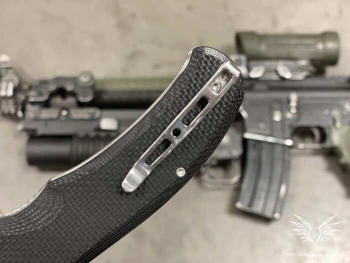 SENCUT Phantara Review: A Very Capable EDC 10 The SENCUT Phantara has a decently strong pocket clip