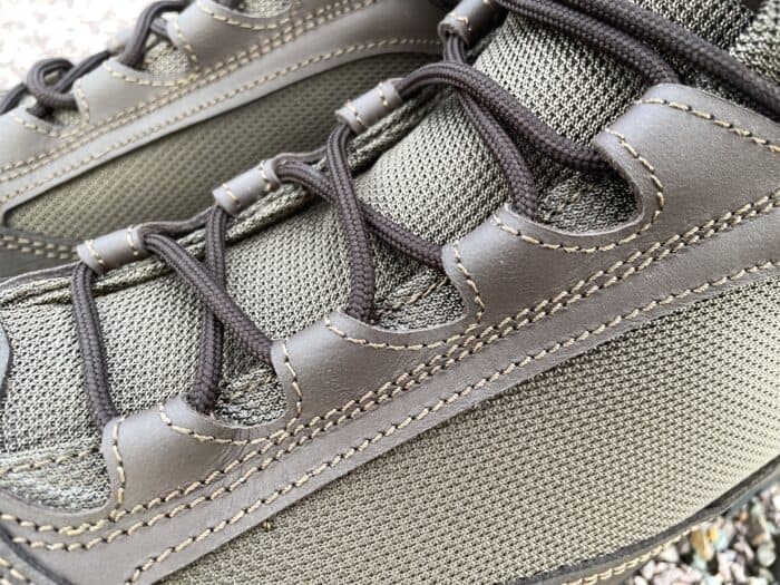 AKU Pilgrim DS Combat Boot Review: Trusted By Militaries Worldwide 8 AKU pilgrim ds combat boots has leather loops on the lower part of the upper boot
