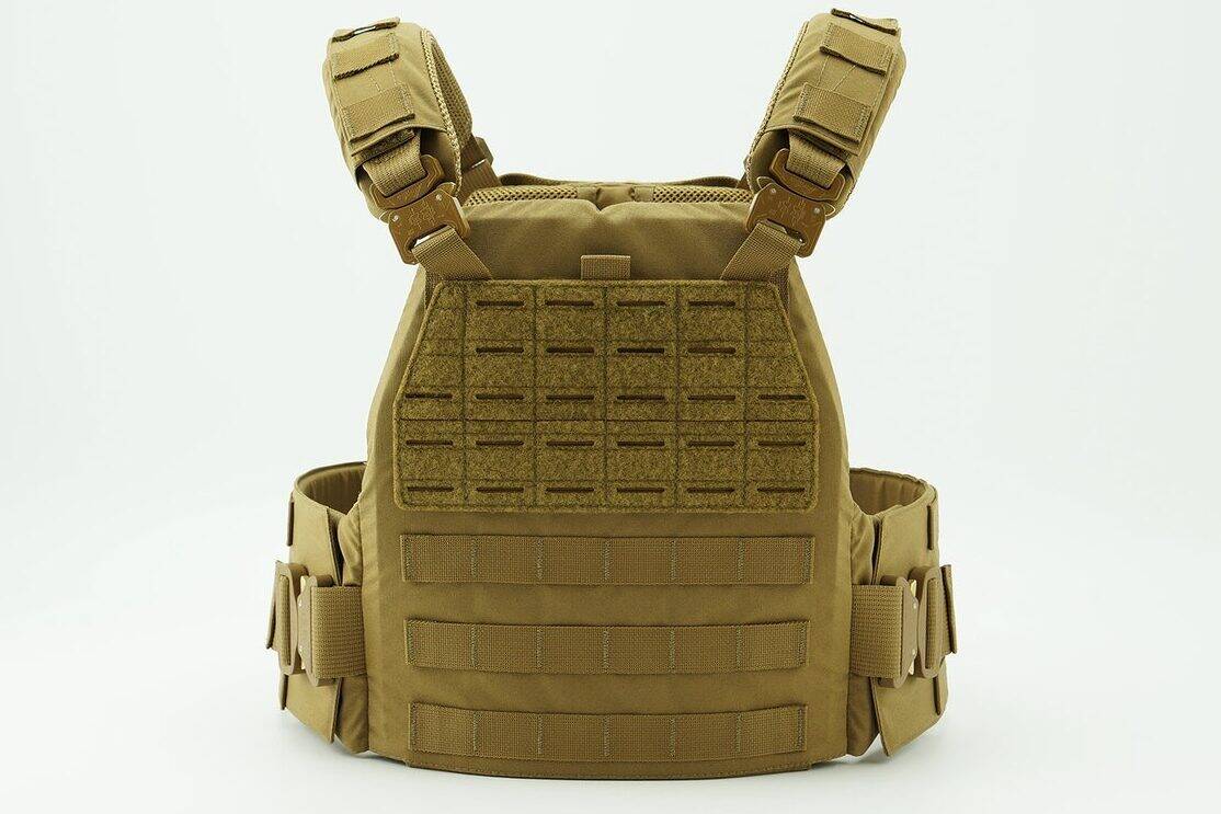 10 Best Plate Carriers: Top Picks for Every Mission 13 LOF Defence CQR M2 Plate Carriers, Canadian Made and one of the best plate carriers on the market