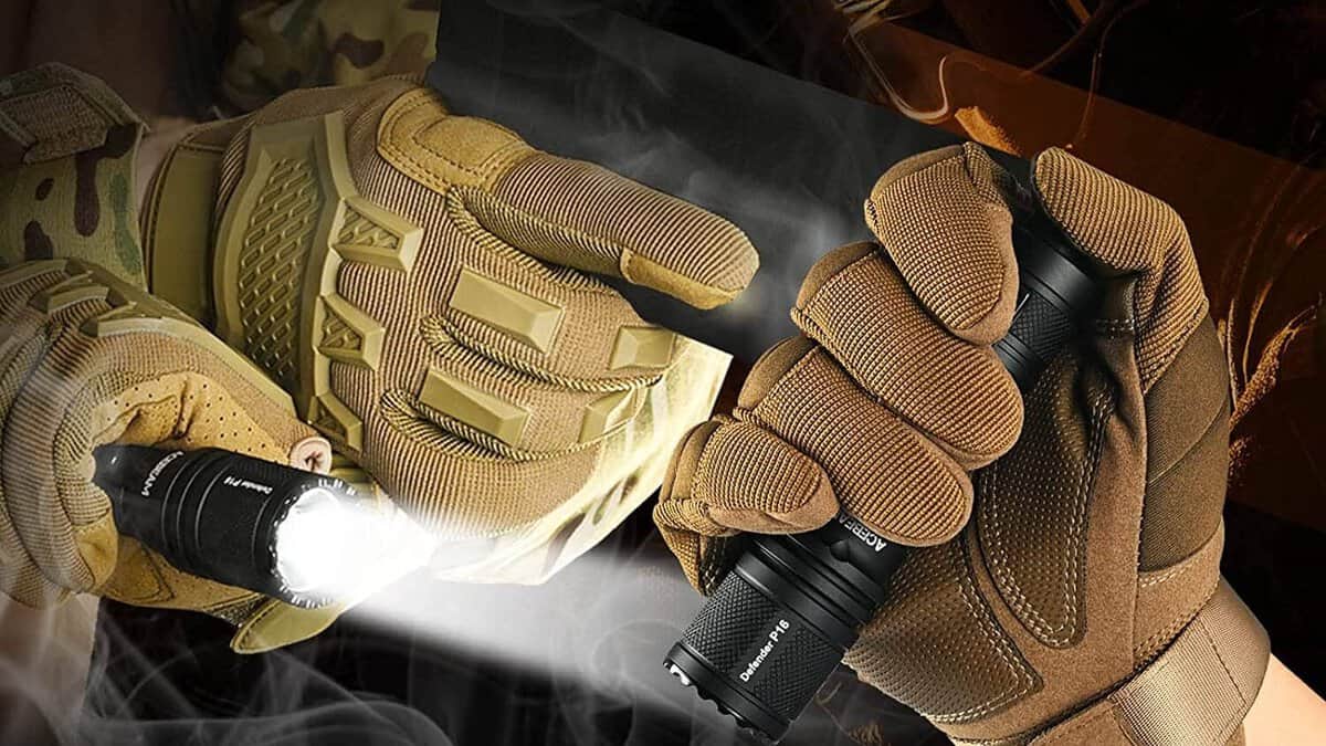 the best tactical flashlights