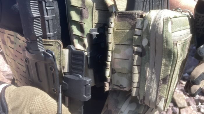 Lorica Primus Plate Carrier Review: Modular, Laser-Cut & Made in Canada 34 LORICA Equipment makes a solid magnetic QR buckle