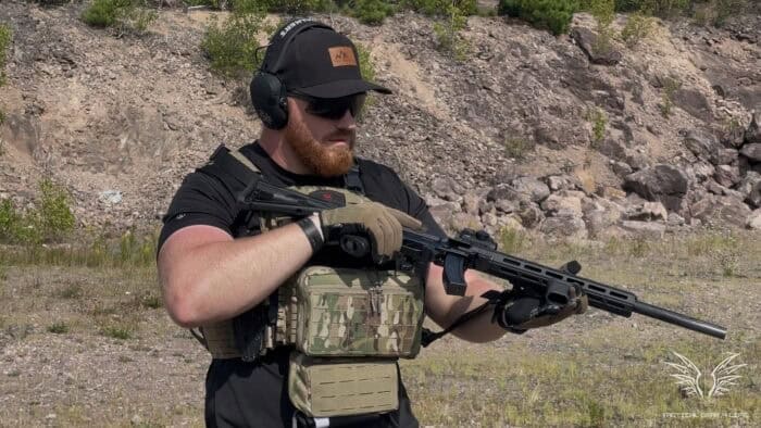 Lorica Primus Plate Carrier Review: Modular, Laser-Cut & Made in Canada 33 The LORICA Primus plate carrier is made from squadron material and uses purely laser cut MOLLE